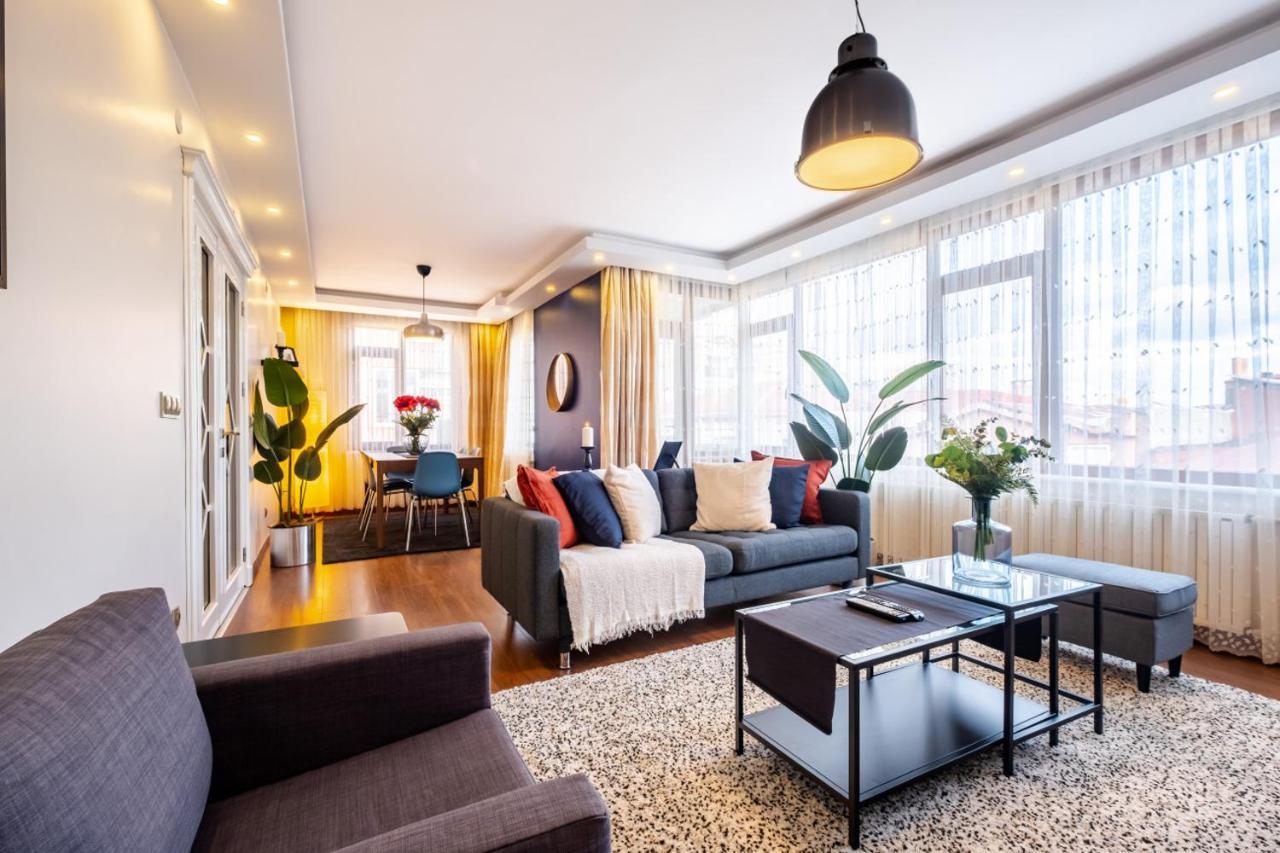 Captivating Flat With Balcony Near Besiktas Pier Apartment Istanbul Luaran gambar