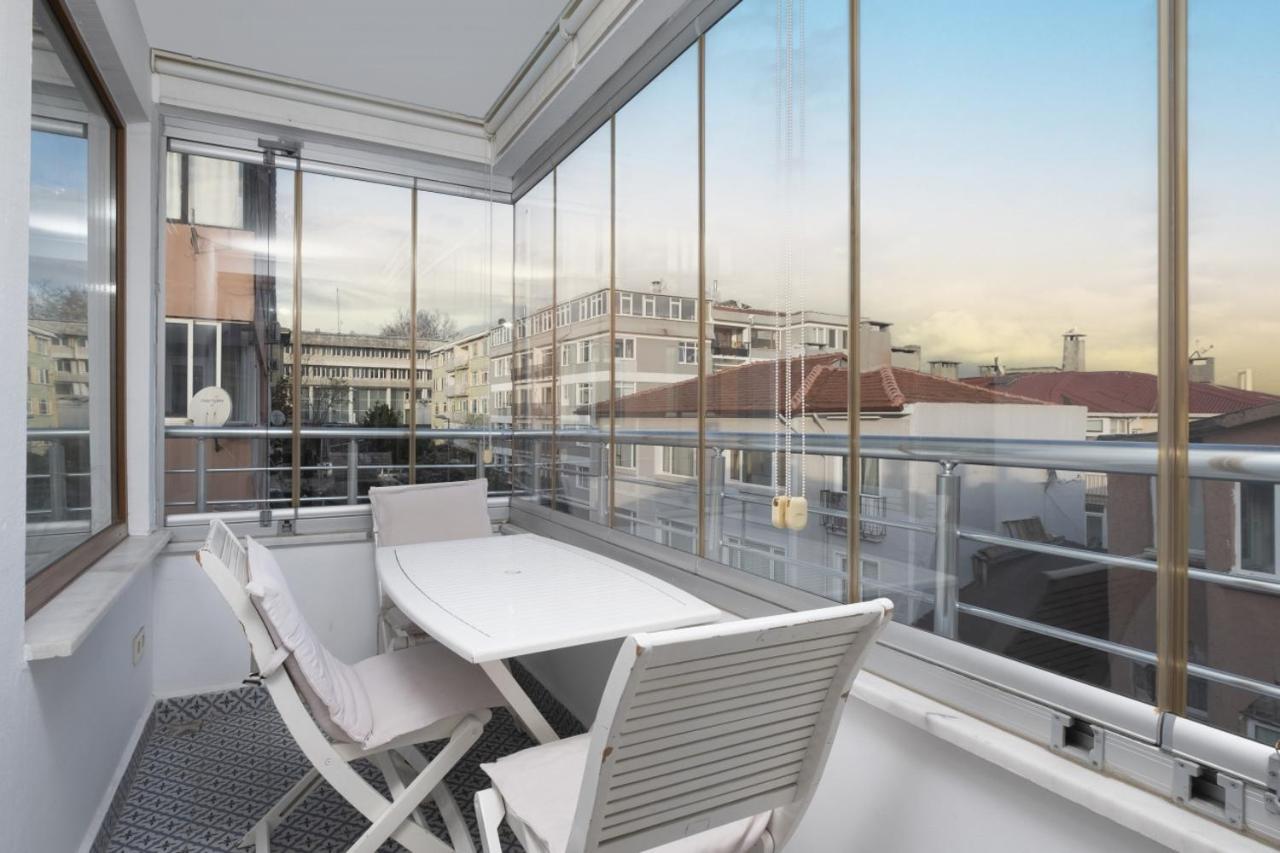 Captivating Flat With Balcony Near Besiktas Pier Apartment Istanbul Luaran gambar